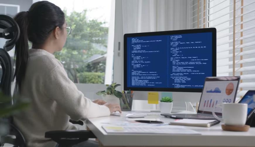 镇雄县企业数字化解决方案:机器学习赋能商业模式升级的核心路径
